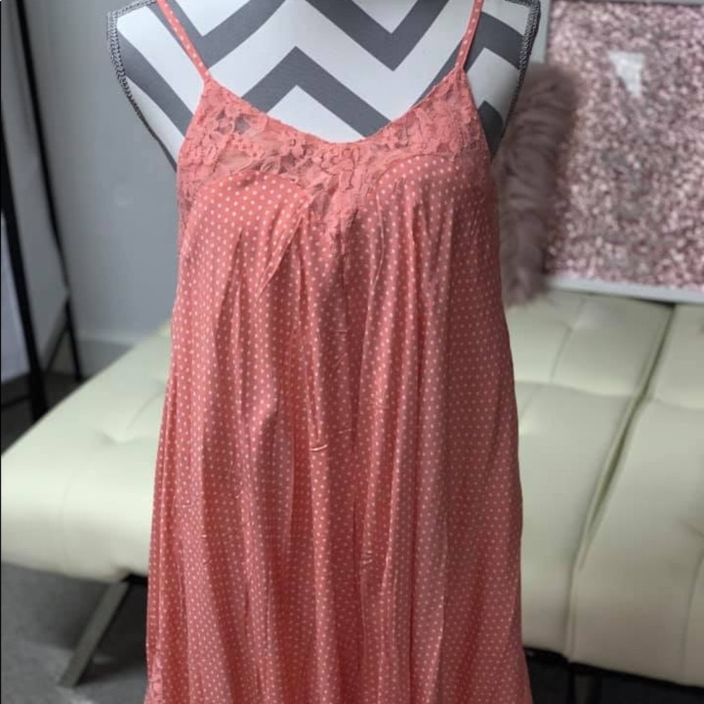 Pink Tank